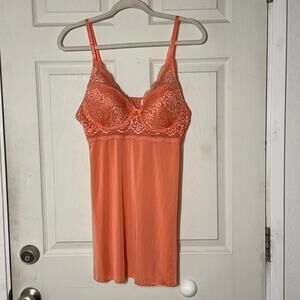 French Affair Peach Slip Push Up w/ Lace Sz Large
